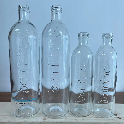 corner assembling machine