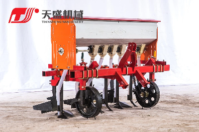 New Agricultural Machinery Soil Loosening Land Tilling Preparation Fertilizer Applicator Cultivator