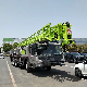  China New 25ton Truck Crane Ztc250A552 with Counterweight