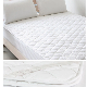  Professional Customized Ice Silk Cooling White Mattress Protector