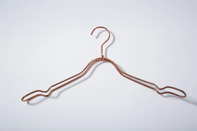 Wholesale Rose Gold Metal Wire Cloth Hanger Laundry Coat Hanger for Clothes