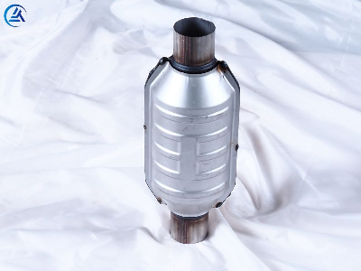 Racing Sport Universal Catalytic Converter for Buick Exhaust System Engine Parts