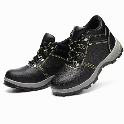 Steel Toe Safety Boots Men Work Shoes Worker Shoes in Guangzhou