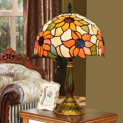 Tiffany Table Lamp Sun Flower Lampshape Bedroom Study Table Lamp (WH-TTB-74)
